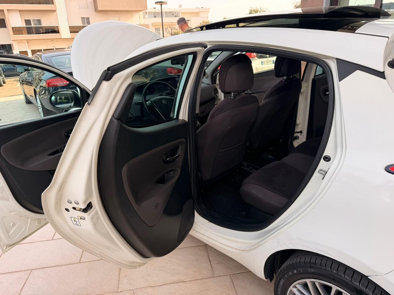 Lancia Ypsilon 1.3 MJT 16V 95 CV 5 porte S&S Platinum