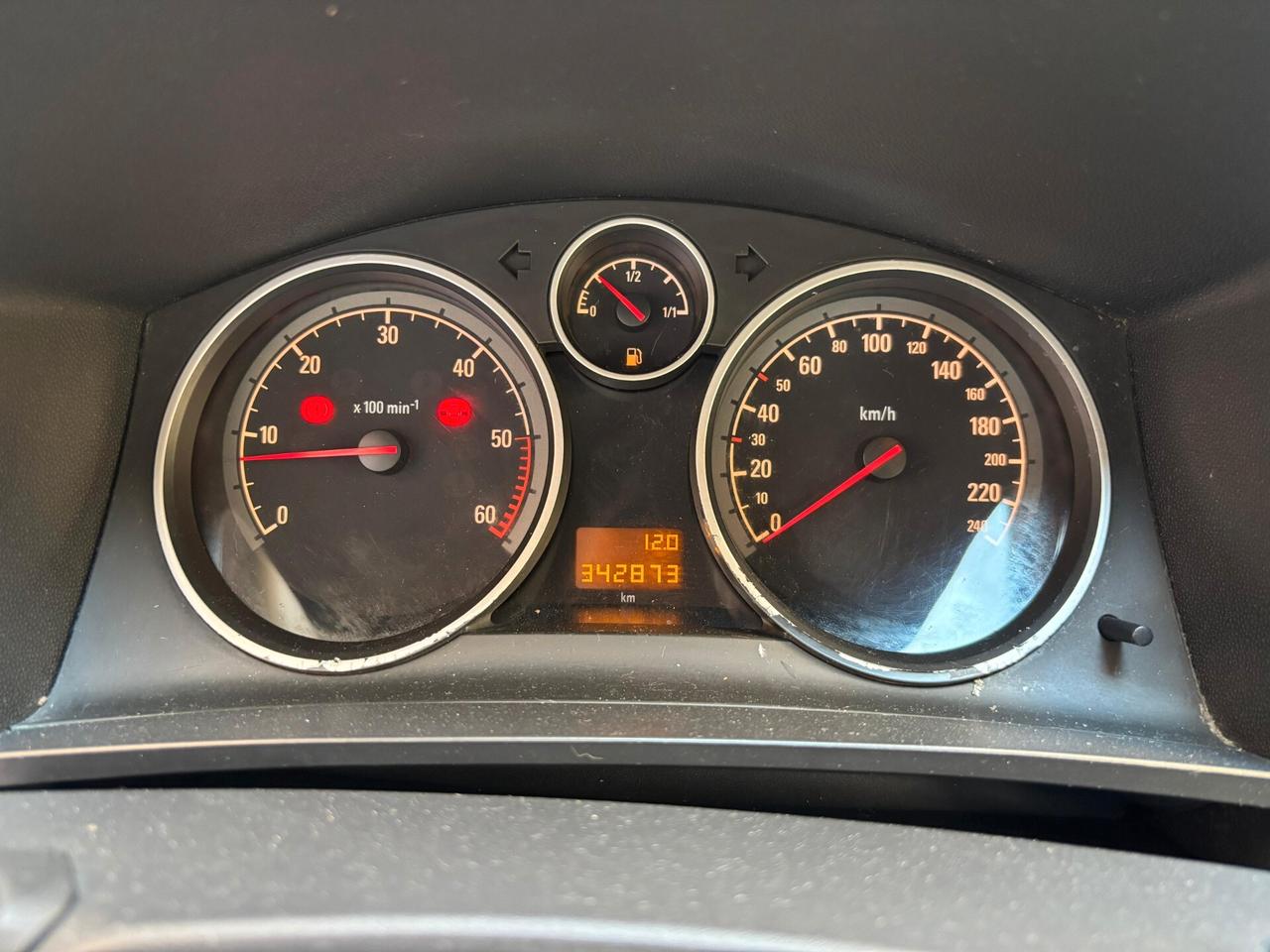 Opel Zafira 1.9 CDTI 101CV ** 7 POSTI **