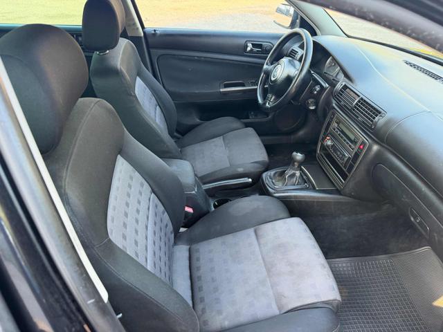 VOLKSWAGEN Passat 1.9 TDI/130 CV cat Var.H.line senza lavoro da fare