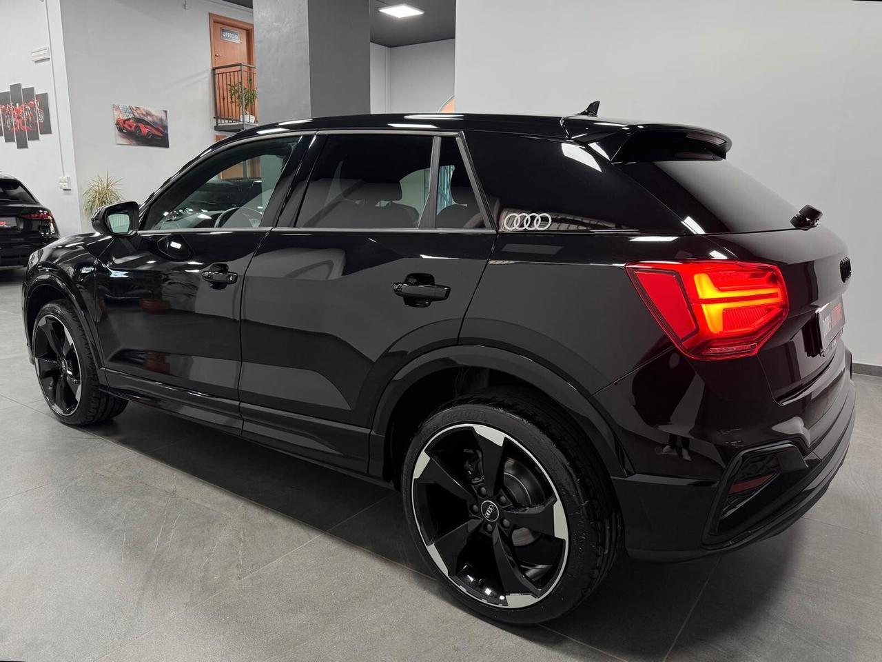 AUDI Q2 35 TDI S-TRONIC S-LINE EDITION TOTAL BLACK