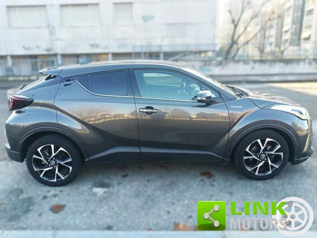 TOYOTA C-HR 1.8 Hybrid E-CVT Lounge CON SOLI 69 KM!