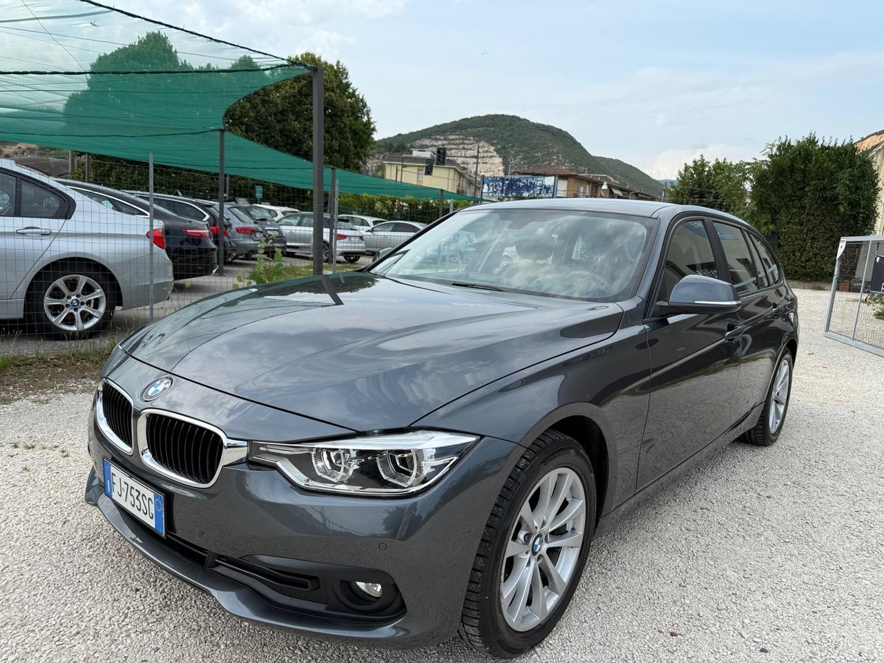 Bmw 320 320d xDrive Touring Sport navi Led Top Uniprop Euro6b