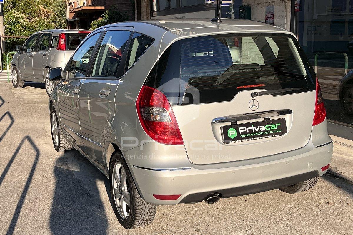 MERCEDES A 160 BlueEFFICIENCY Avantgarde