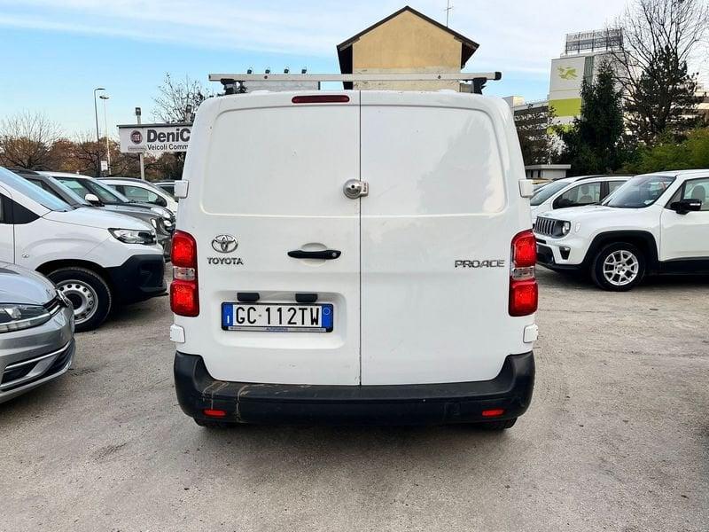 Toyota Proace 1.5D 120CV S&S L1 Compact 3p. 10q Active (IVA ESCL.)