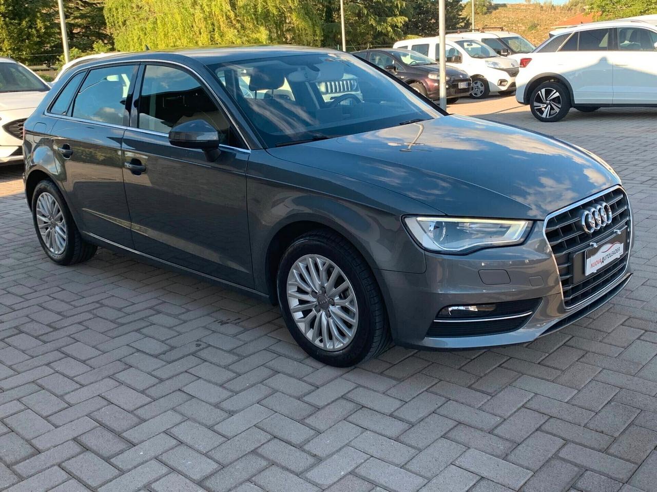 Audi A3 1.6 TDI 110 CV Ambition 2014