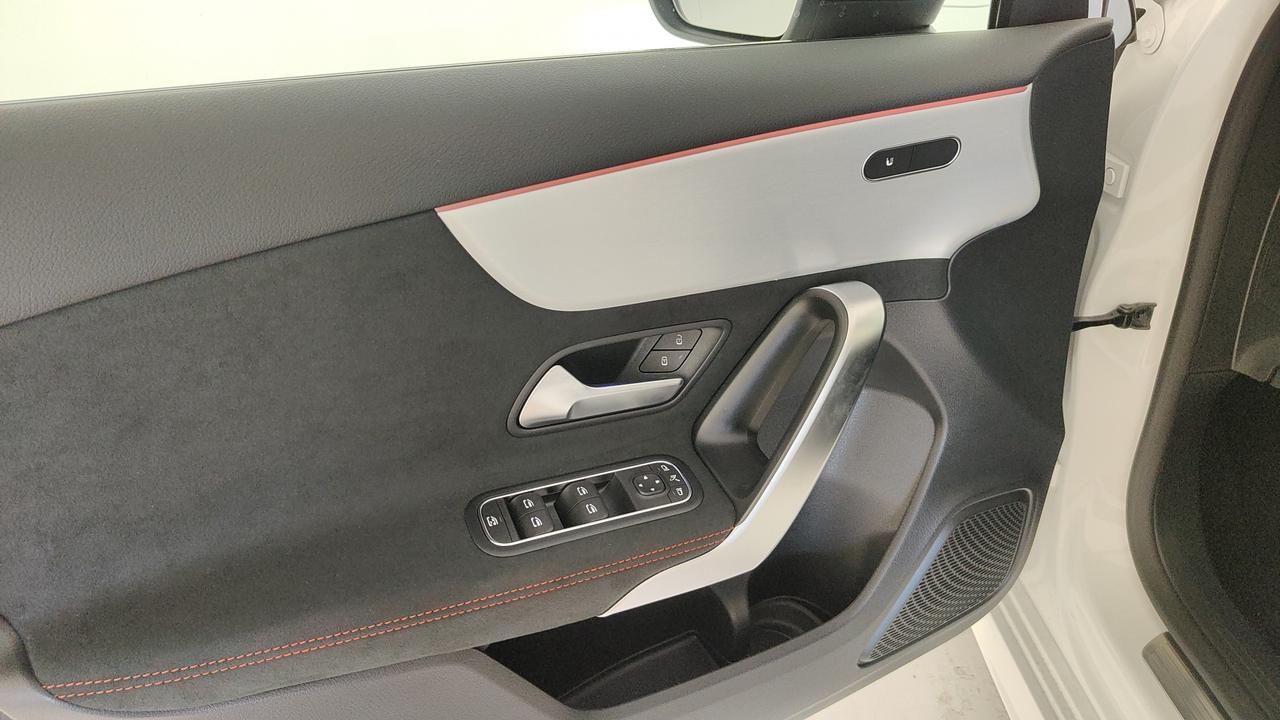 Mercedes-Benz A 180 d Automatic