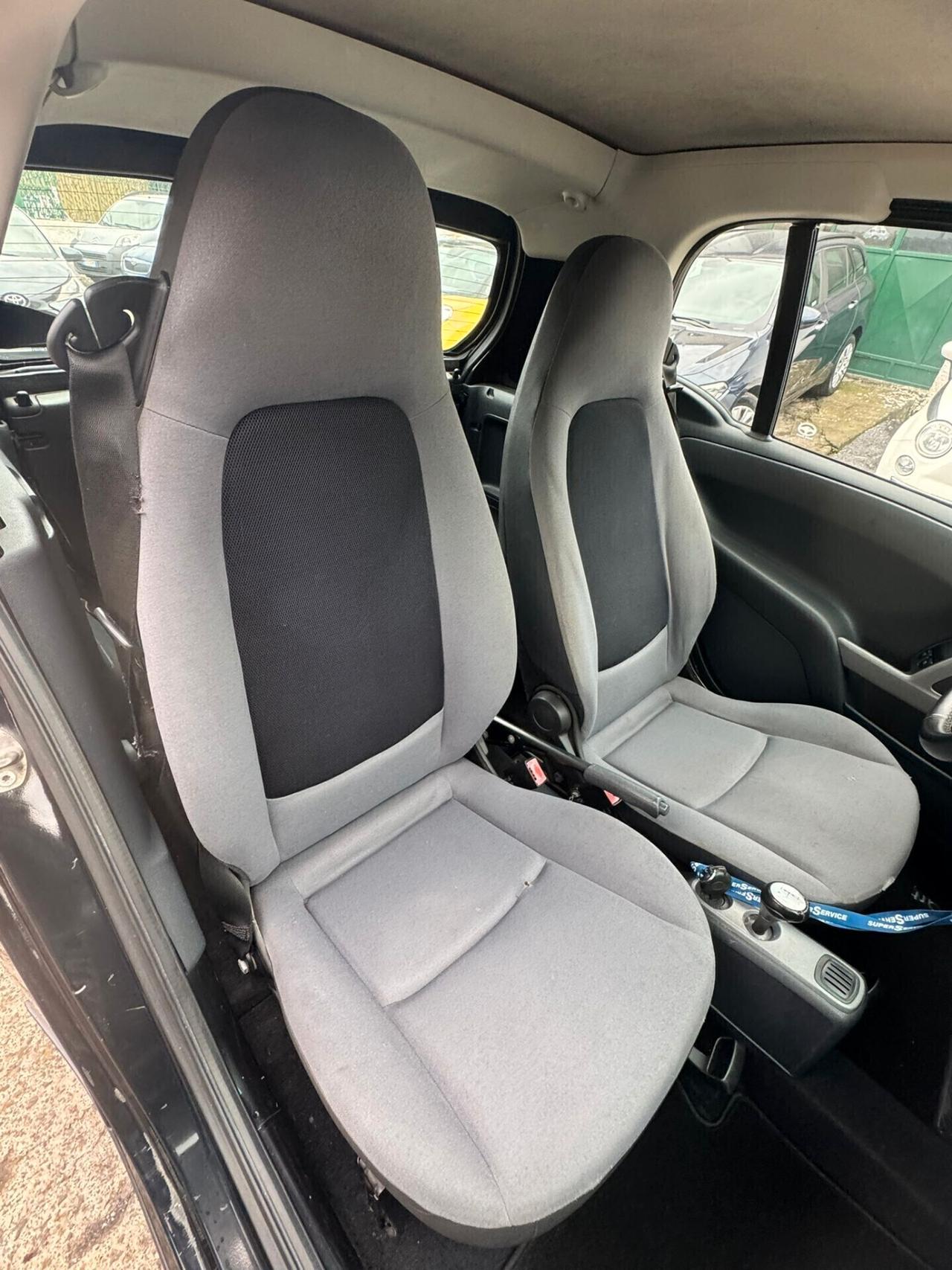 Smart ForTwo 1000 52 kW coupé limited one