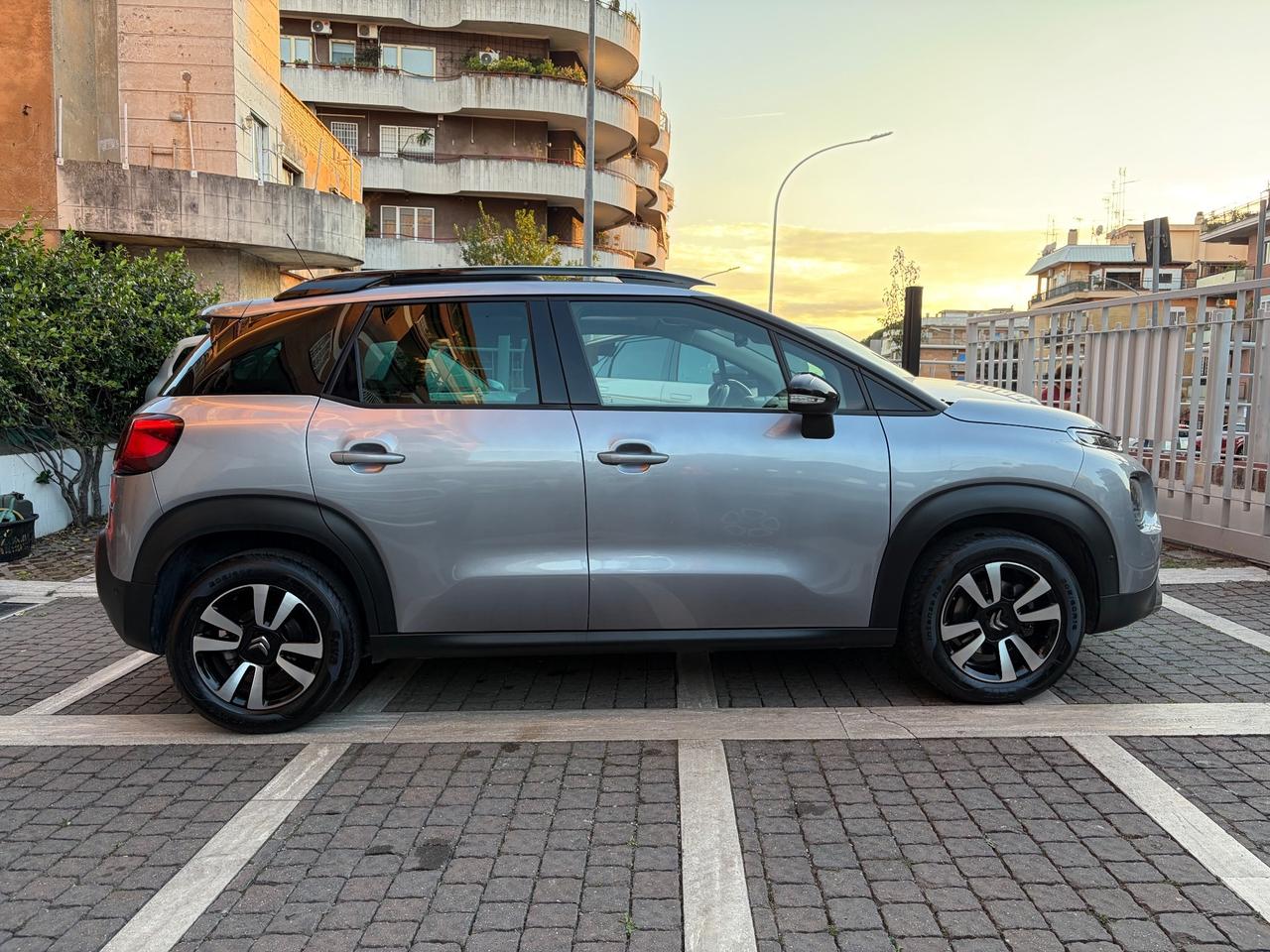 Citroen C3 Aircross PureTech 110 Shine + TETTO APRIBILE !!