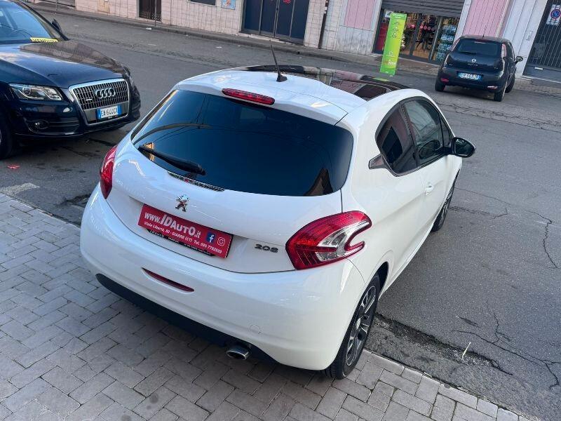 Peugeot 208 1.4 HDi 68 CV 3 porte Allure