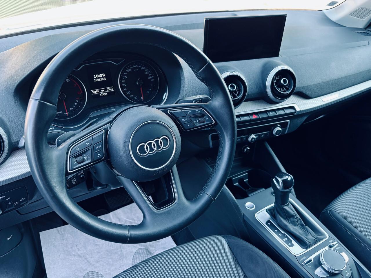Audi Q2 40 TFSI quattro S tronic Admired
