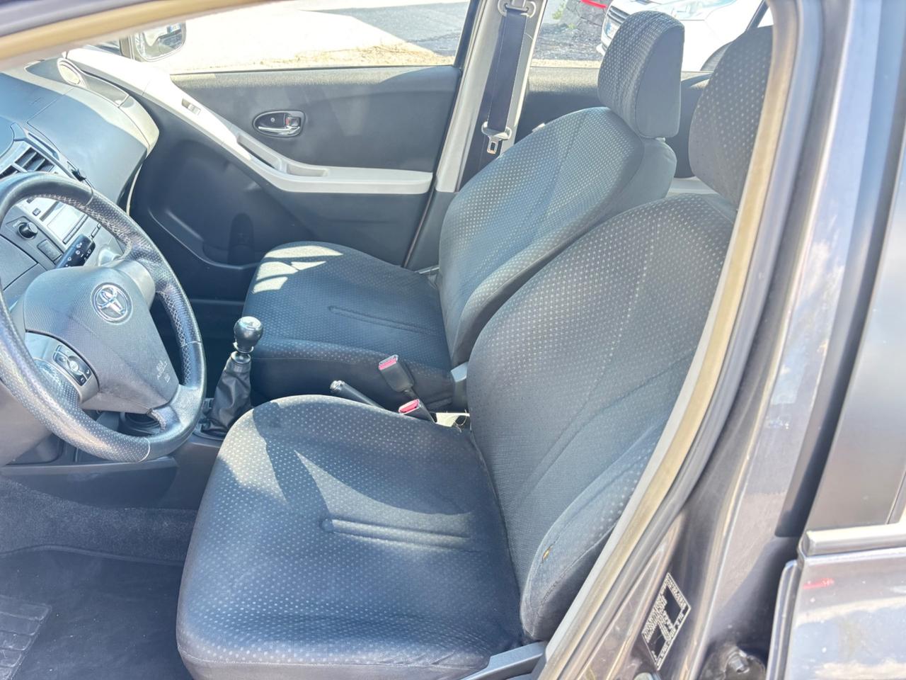 Toyota Yaris 1.4 D-4D DPF 5 porte Sol