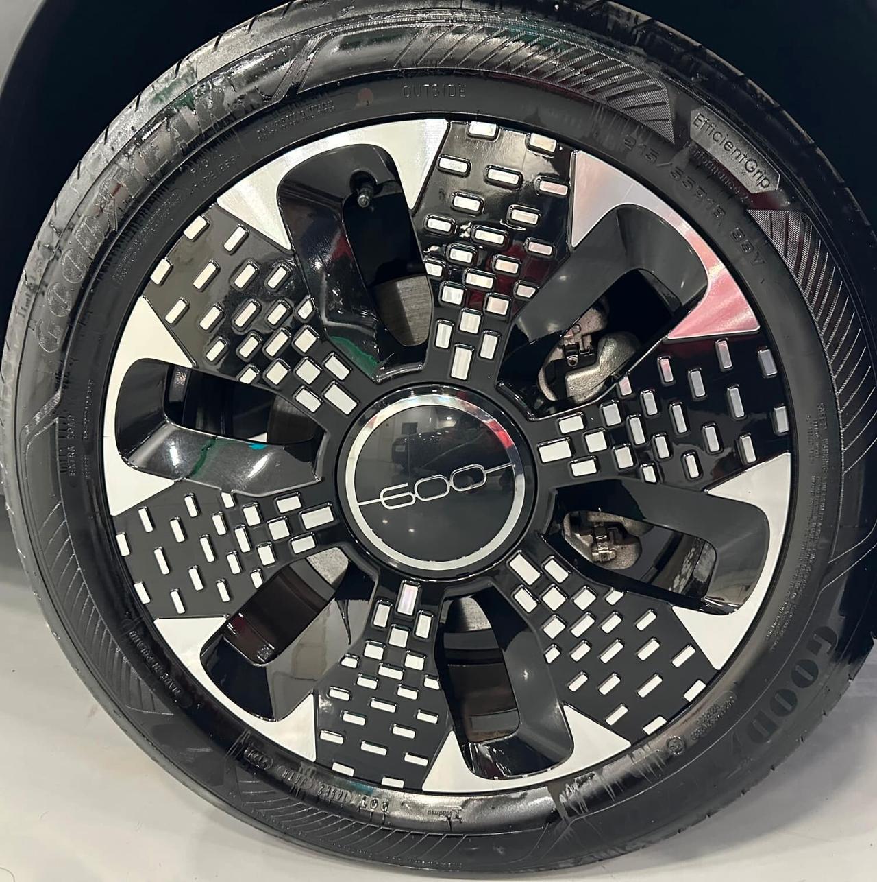 Fiat 600 Hybrid 110 CV DCT MHEV La Prima