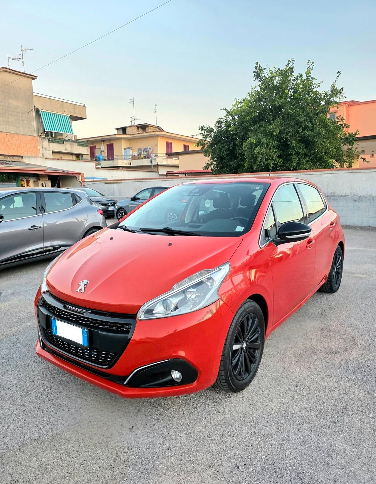 Peugeot 208 1.6 BlueHDi 75cv 5 porte Allure