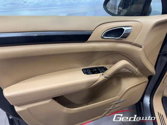 Porsche Cayenne 3.0 Diesel BI-XENON NAVI TETTO