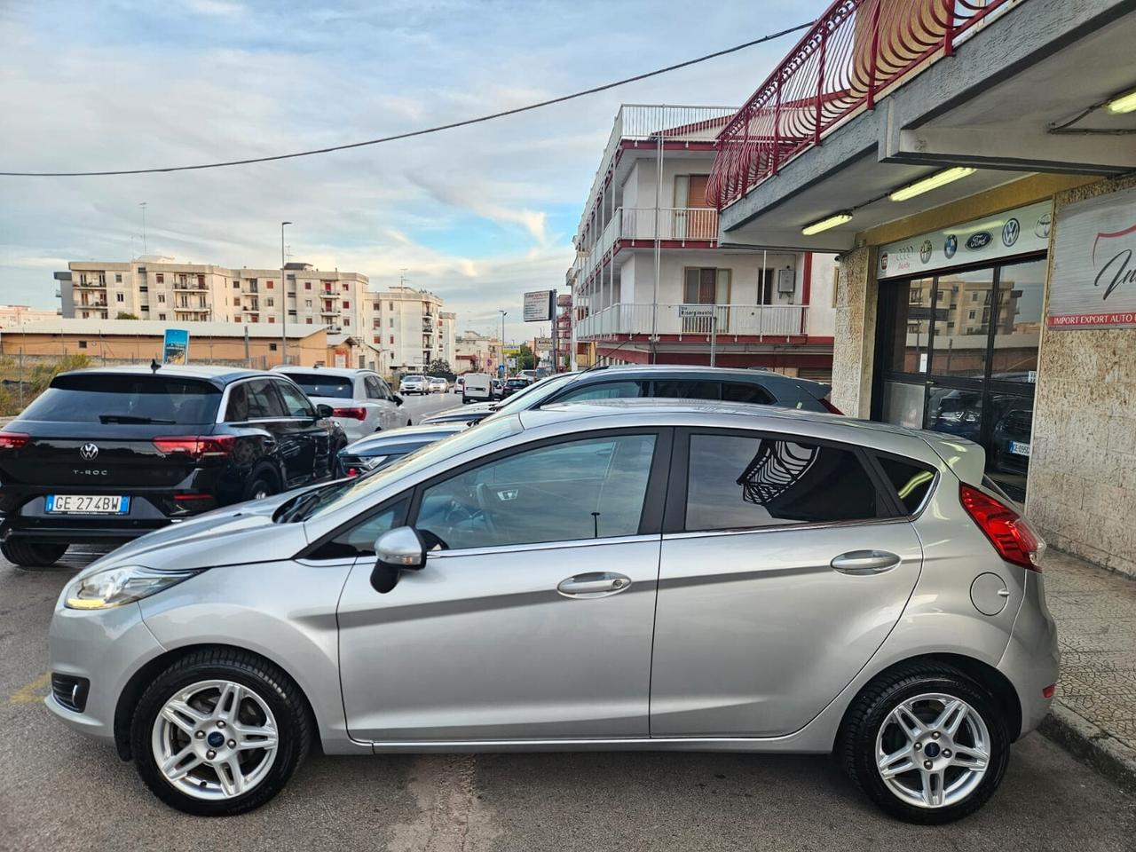 Ford Fiesta 5p. 1.4 BENZ/GPL Titanium 95cv