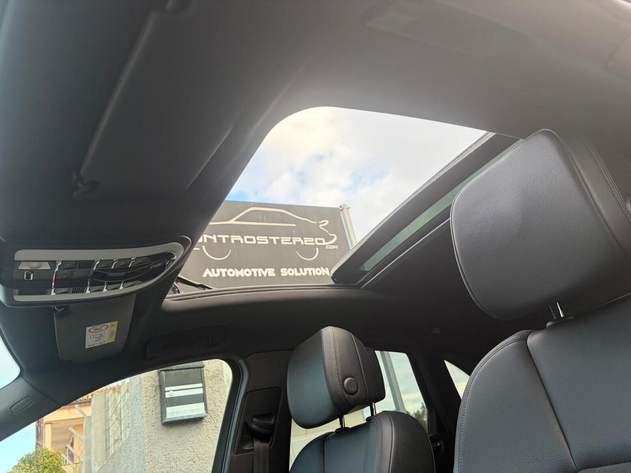 PORSCHE MACAN FULL - PANORAMA