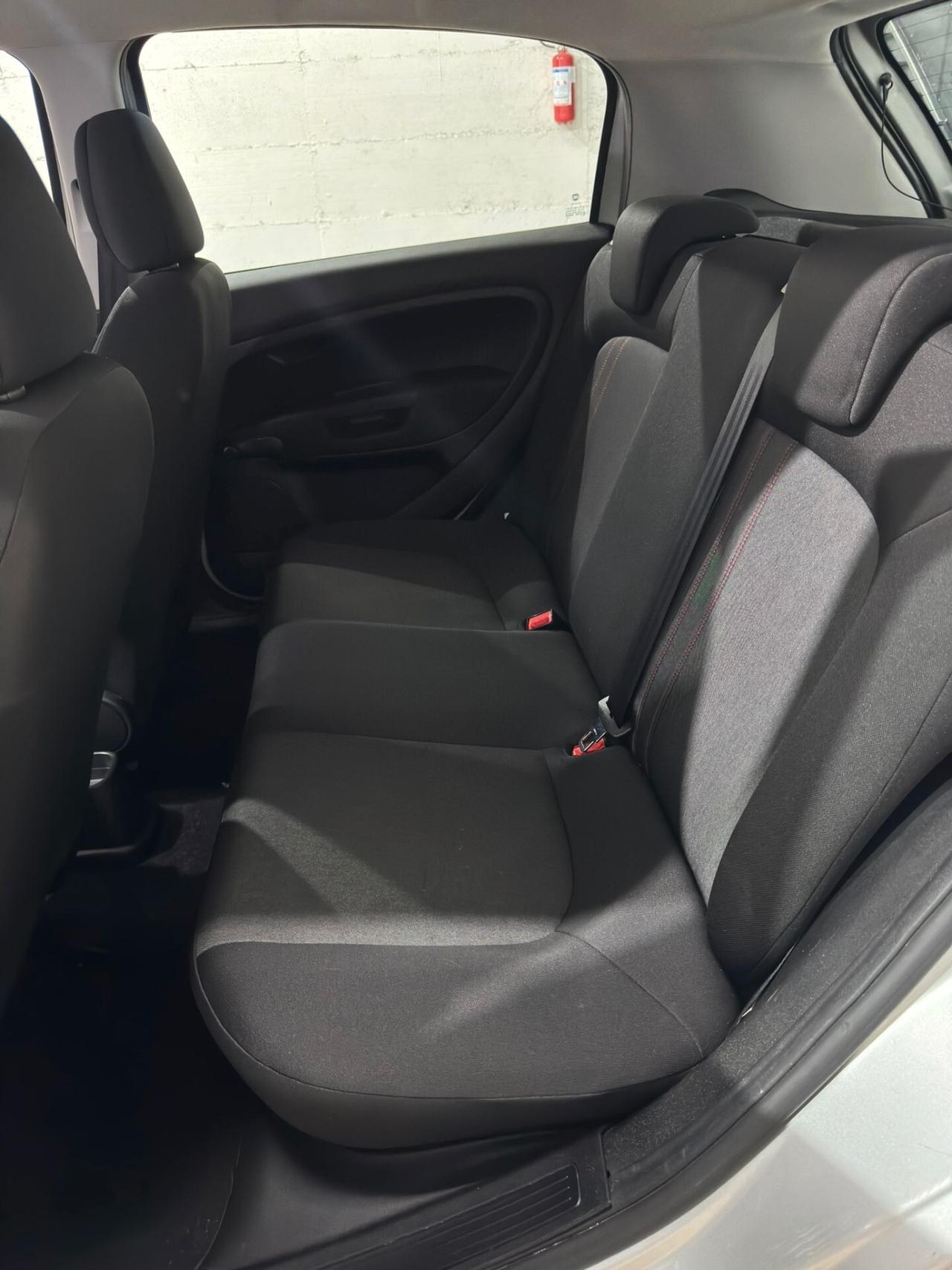 Fiat Punto 1.3 MJT II 75 CV 5 porte Lounge