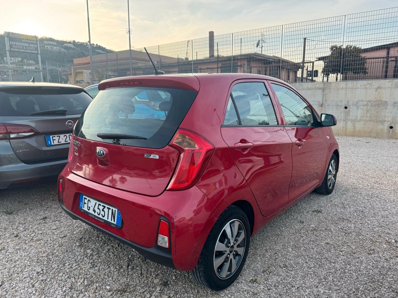 Kia Picanto 1.0gpl