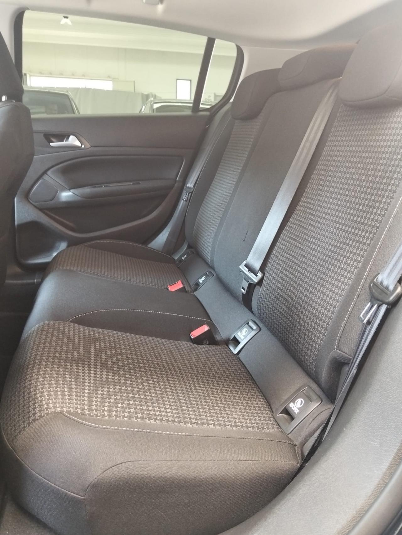 Peugeot 308 BlueHDi 130 S&S EAT8 Allure Pack