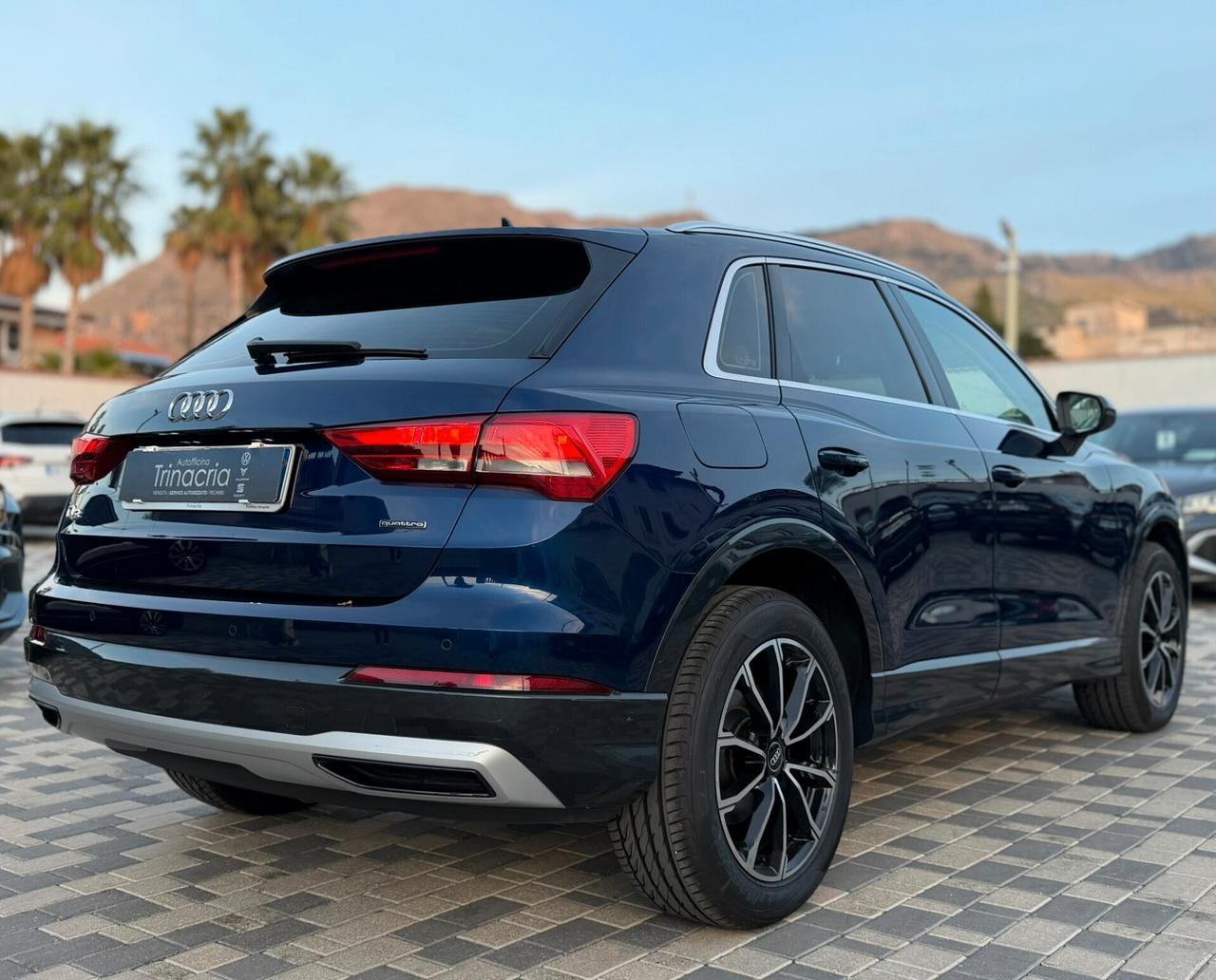 Audi Q3 Business Advanced 2.0 TDI 150CV s-tronic quattro
