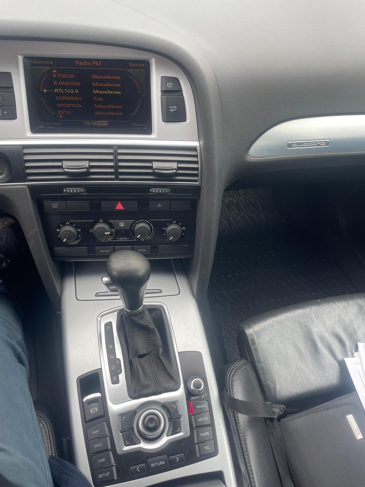Audi a6 allroad 3.0 TDI 240 cv anno 2011 perfetto dí tutto