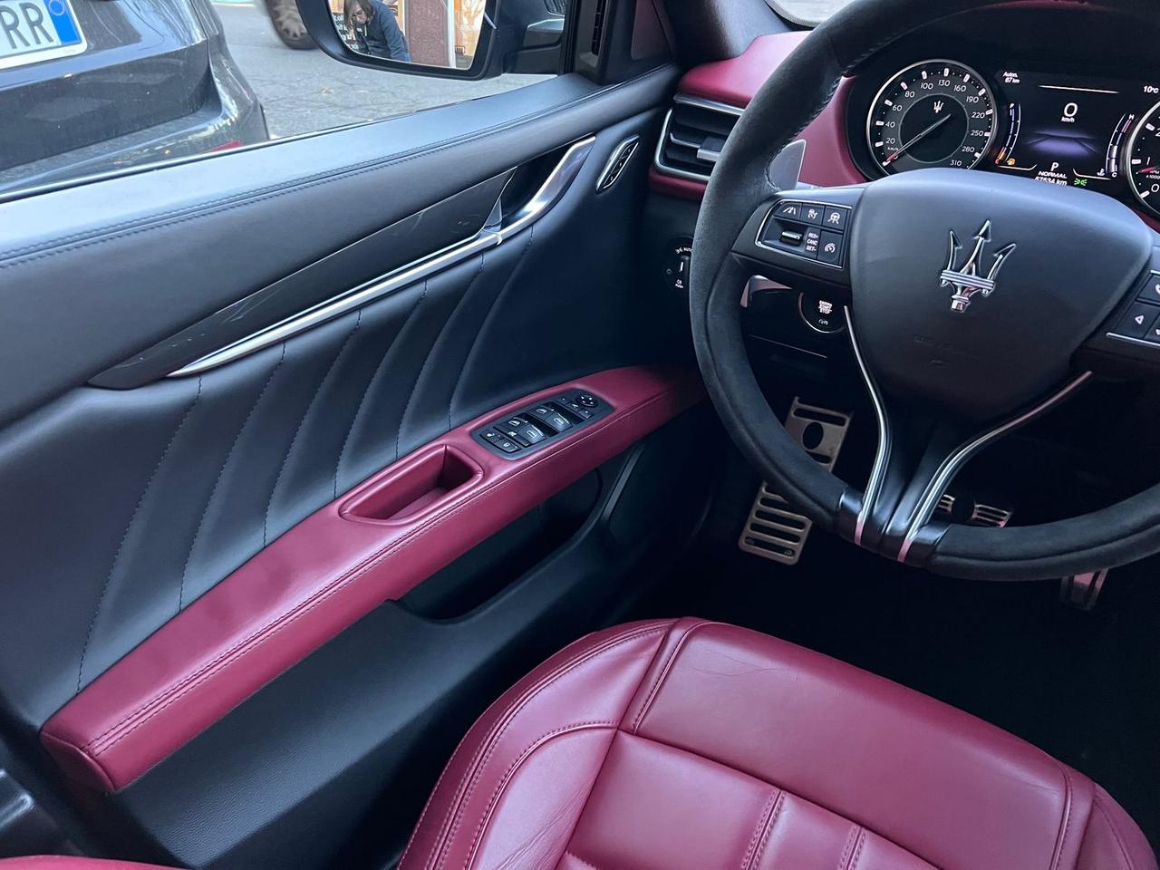 Maserati Ghibli S Modena 3.0 V6 Turbo CARBON #8081