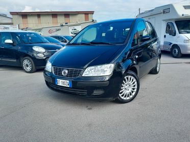 Fiat Idea 1.2 16V BlackLabel