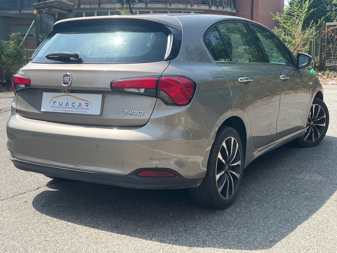 Fiat Tipo Lounge 1.4 Turbo LPG #11718