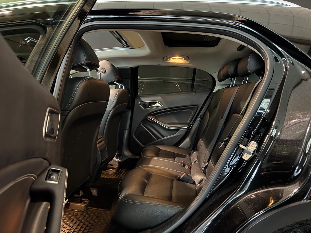 Mercedes-benz GLA 200 d Automatic Premium