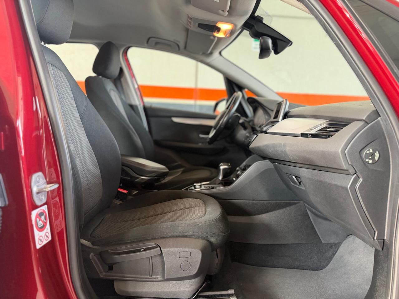 Bmw 218 218i Advantage AUTOMATICO NEOPATENTATI