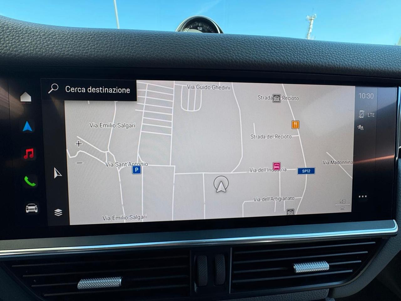 Porsche Cayenne Coupé 3.0 V6 E-Hybrid Platinum Edition