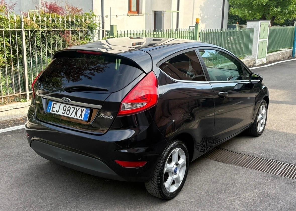 Ford Fiesta 1.6 TDCi 95CV 3 porte Tit.