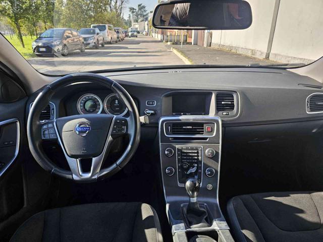 VOLVO S60 D3 Momentum