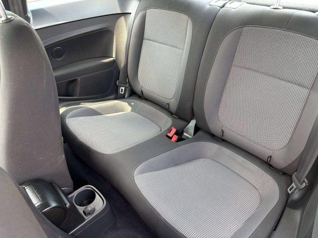 VOLKSWAGEN Maggiolino Maggiolino 1.6 tdi Design 105cv