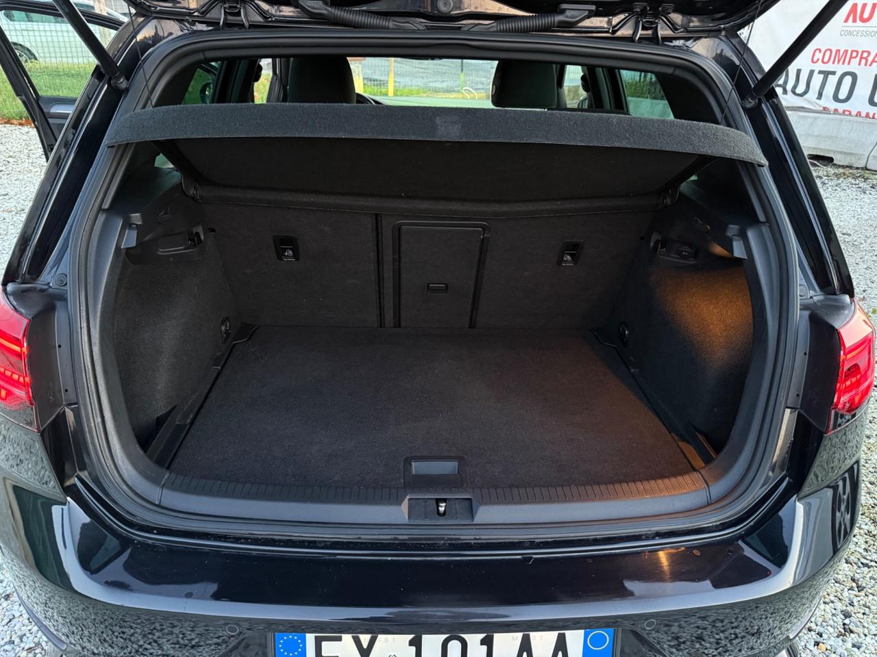 Volkswagen Golf 7.5 R-Line 1.0 TSI Dsg ok Neopatentati