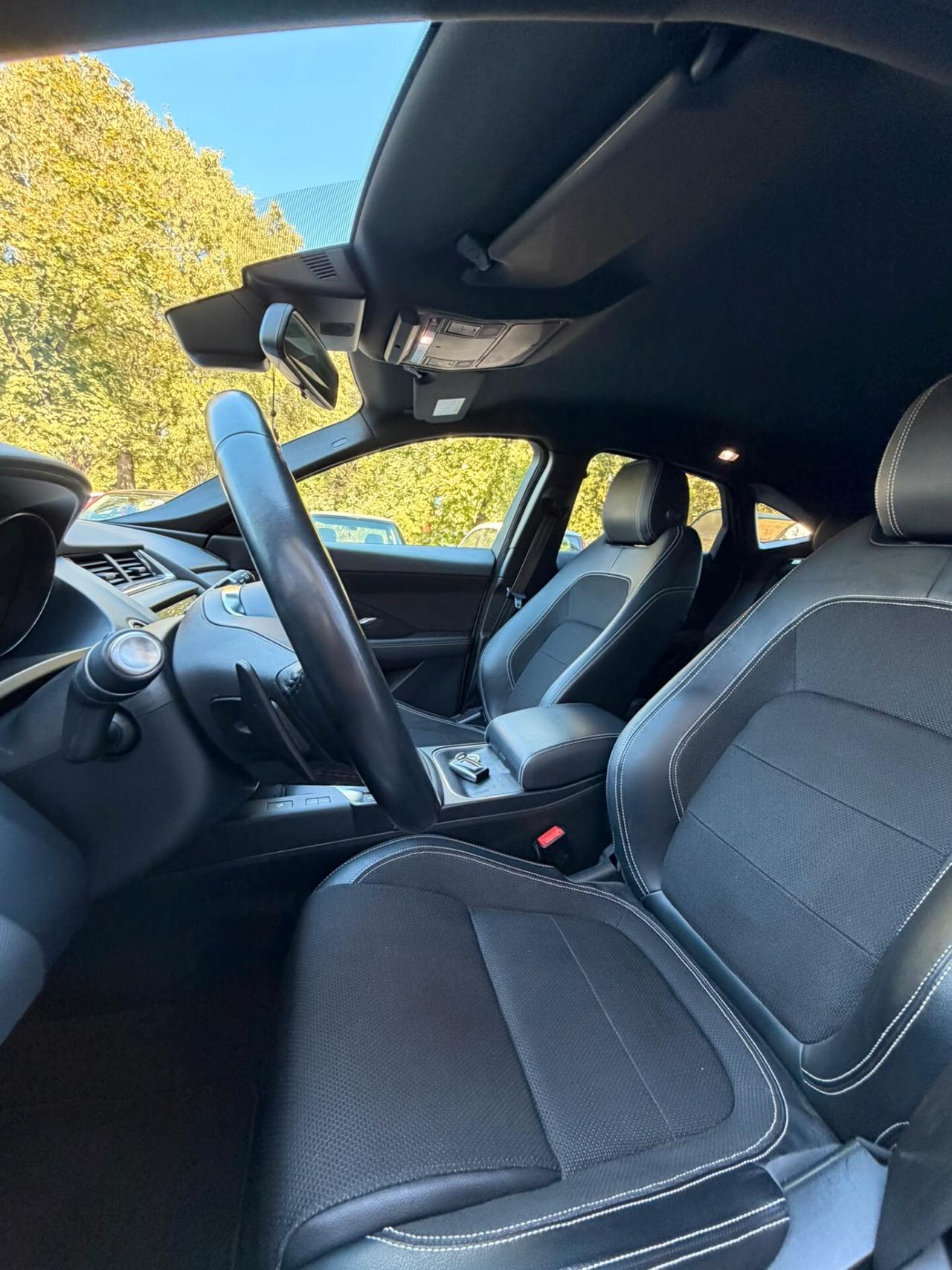 Jaguar E-Pace 2.0D 150 CV AWD aut. R-Dynamic HSE