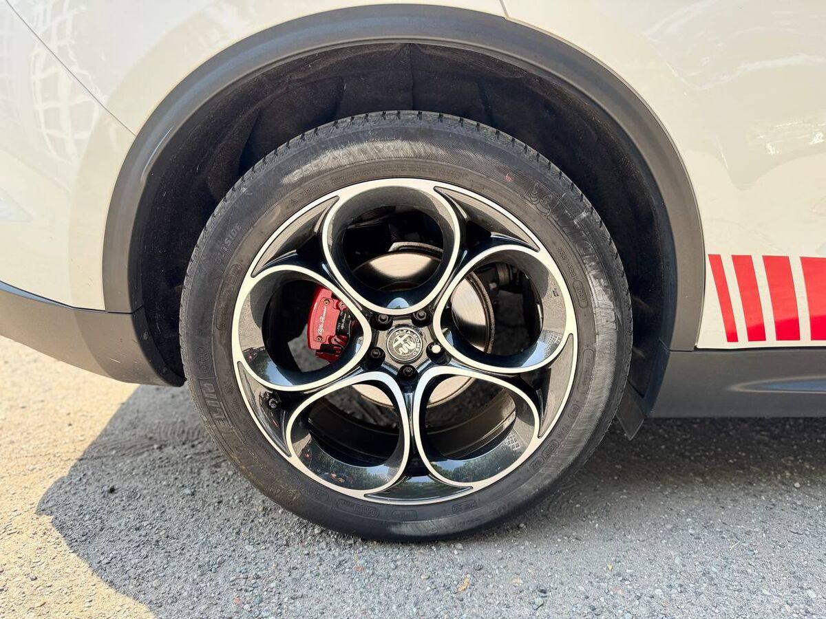 Alfa Romeo Stelvio 2.2 t Business rwd 160cv auto