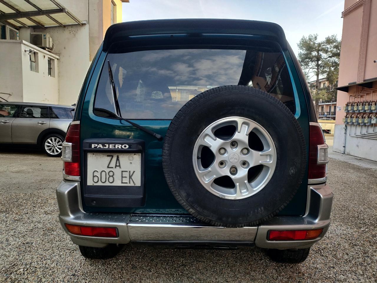 Mitsubishi Pajero 3.2 16V DI-D 3p. GLS1