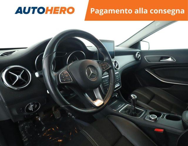 MERCEDES-BENZ GLA 180 d Sport