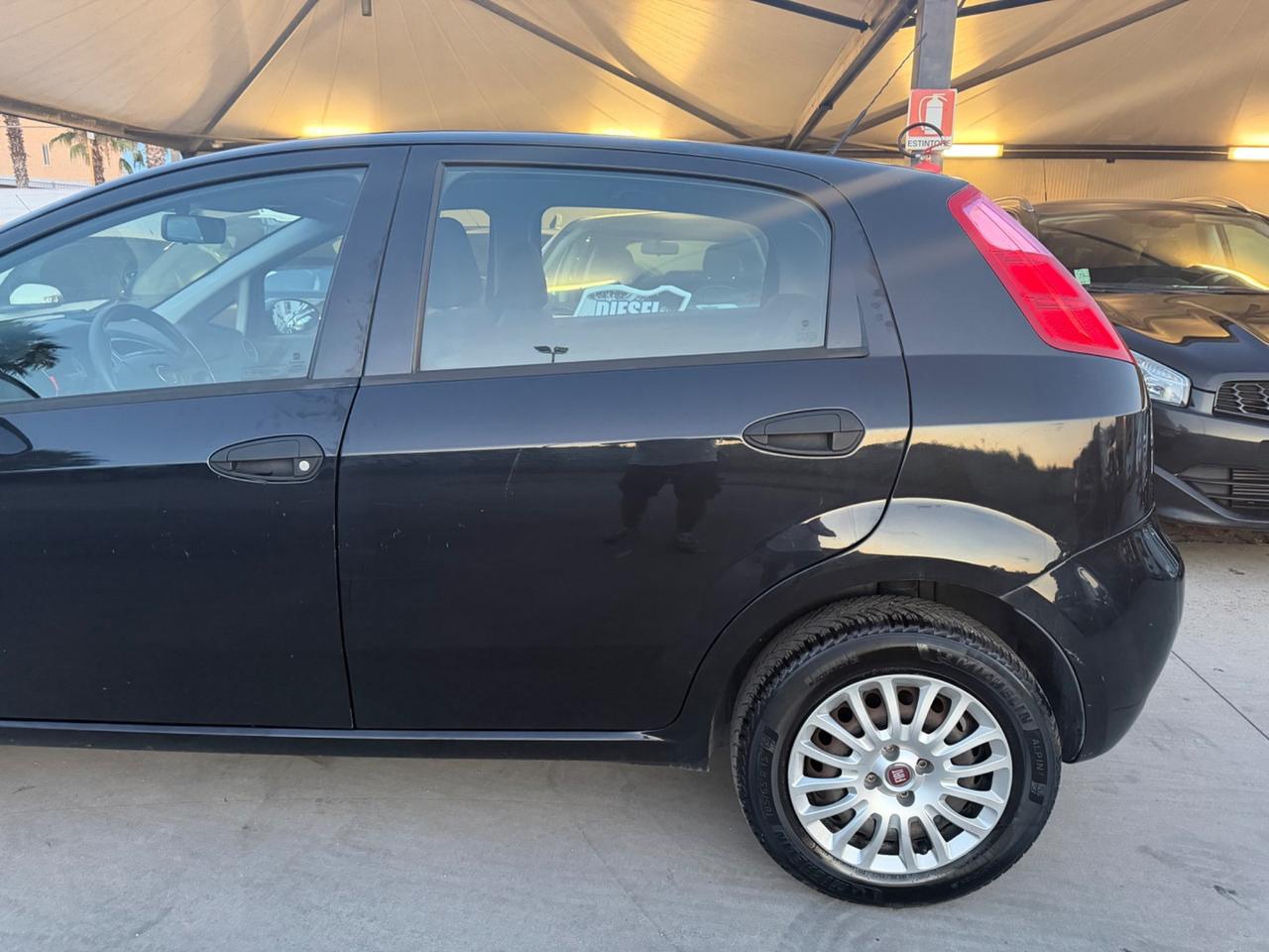 Fiat PUNTO 1.4 METANO 2016 - BELLA!
