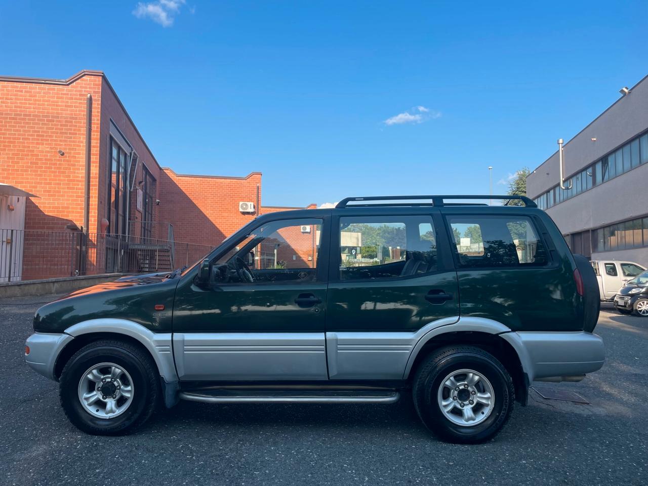 Nissan Terrano II 2.7 Tdi 5 porte SE
