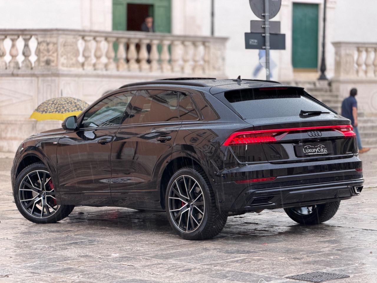 Audi Q8 50 TDI 286 CV QUATTRO S LINE EDITION TETTO MATRIX LED