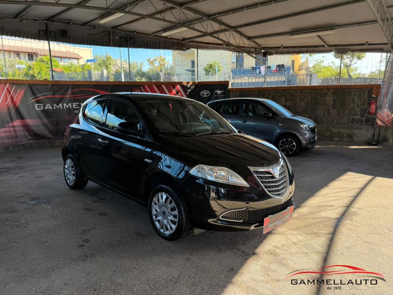 Lancia Ypsilon 1.2 Silver 69CV