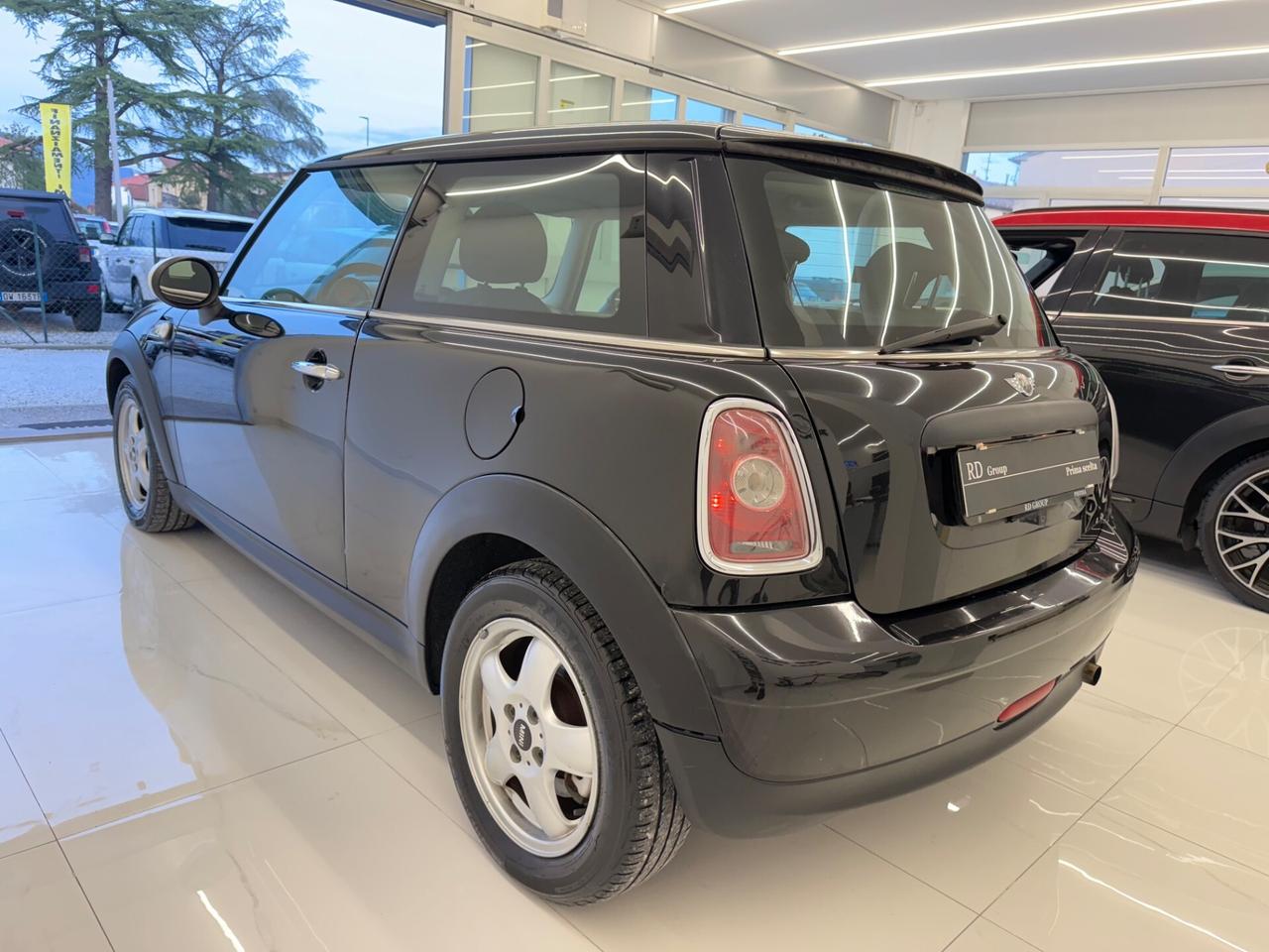 Mini 1.4 16V One ok neopatentati