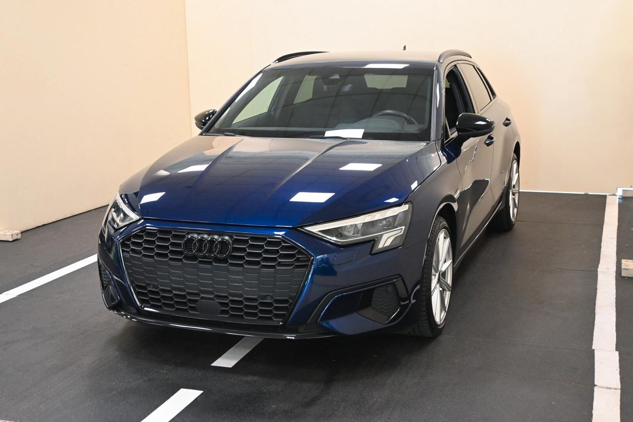 AUDI A3 4ª serie A3 SPB 30 TDI S tronic Busine...