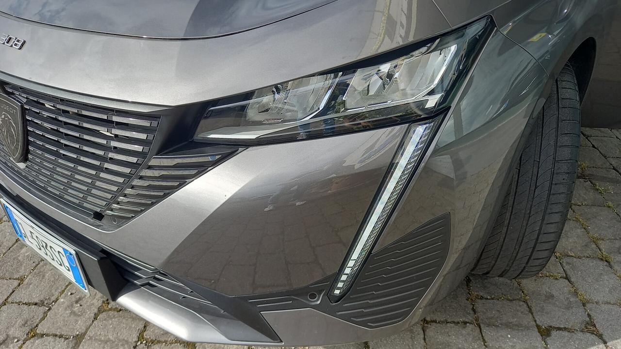 Peugeot 308 BlueHDi 130 S&S EAT8 SW Allure