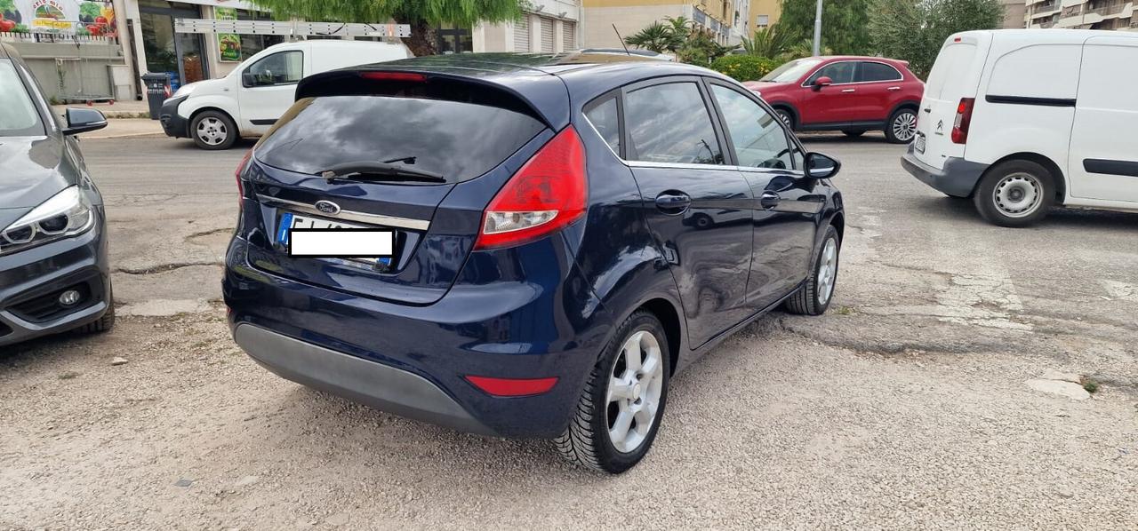 Ford Fiesta 1.2 Benz 5 porte Titanium 2011