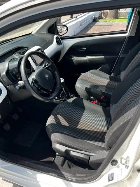 Peugeot 108 PureTech 82 5 porte Allure TOP!