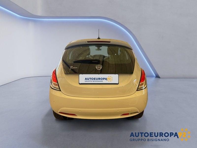 Lancia Ypsilon 1.2 69cv Gold