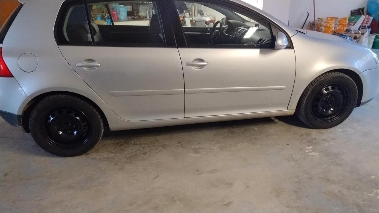 Volkswagen Golf 1.6 5p. Comfortline